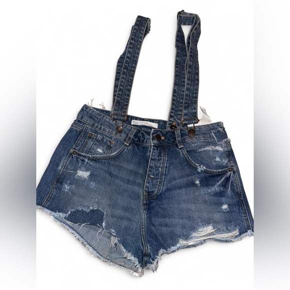 Zara Distressed Blue Denim shorts with suspenders - Picture 3 of 5